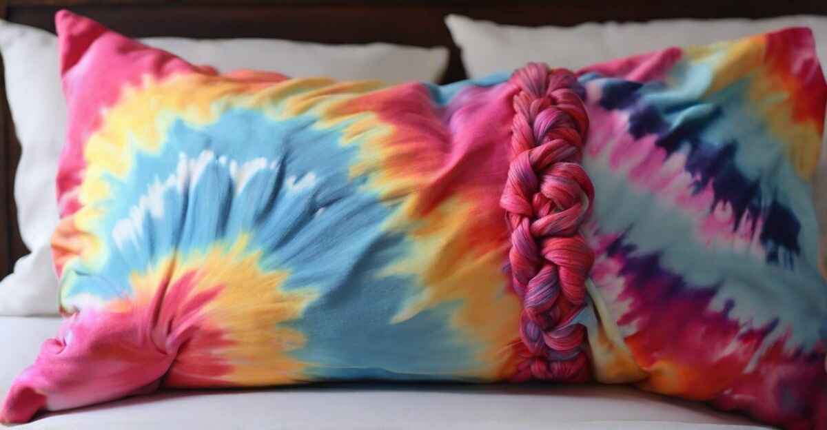 how to tie dye pillow cases